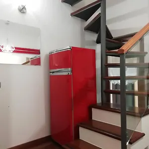 Re Lear Apartment